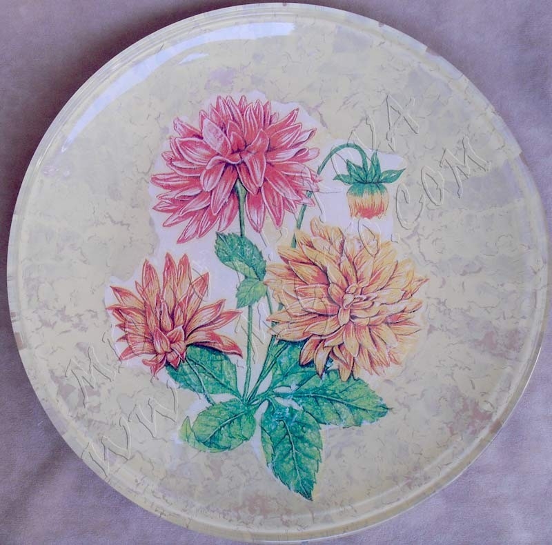 Чиния с далии в жълто декупаж